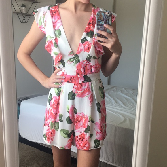 Pink White Floral Romper V Neck & Ruffle XS - Picture 6 of 6